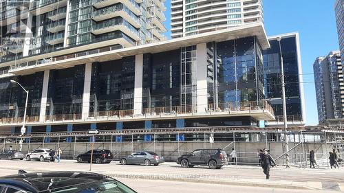 2818 - 4955 Yonge Street N, Toronto, ON - Outdoor