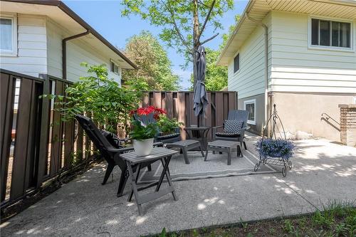 8252 Paddock Trail Drive, Niagara Falls, ON - Outdoor With Deck Patio Veranda With Exterior