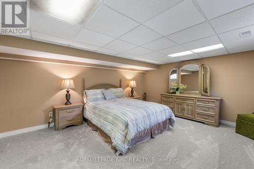 5045 Michener Road, Fort Erie, ON - Indoor Photo Showing Bedroom