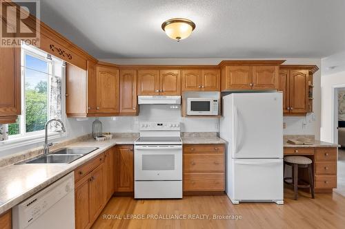 9 Westview Drive, Brighton, ON - Indoor Photo Showing Kitchen With Double Sink