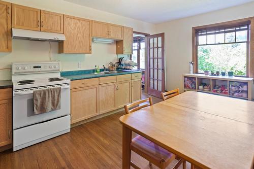 2639 Erickson Road, Erickson, BC - Indoor Photo Showing Kitchen With Double Sink