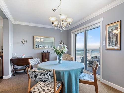 206-3132 Island Hwy West, Qualicum Beach, BC - Indoor Photo Showing Dining Room