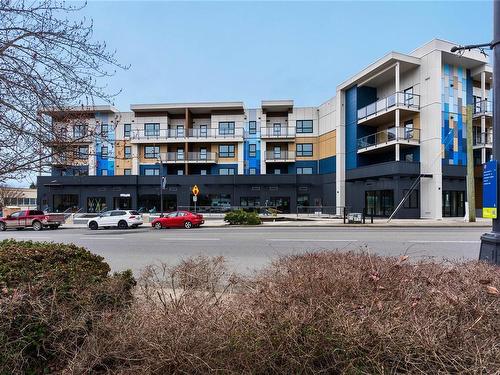 108N-164 Alberni Hwy, Parksville, BC - Outdoor With Facade