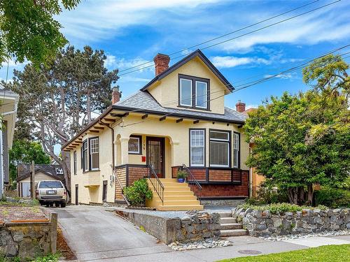 139 Ontario St, Victoria, BC - Outdoor With Facade