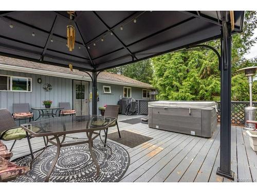 2236 Glenmore Rd, Campbell River, BC - Outdoor With Deck Patio Veranda With Exterior