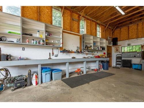 2236 Glenmore Rd, Campbell River, BC - Indoor Photo Showing Garage