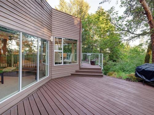 8152 Woodwyn Terr, Central Saanich, BC - Outdoor With Deck Patio Veranda