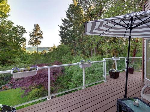 8152 Woodwyn Terr, Central Saanich, BC - Outdoor