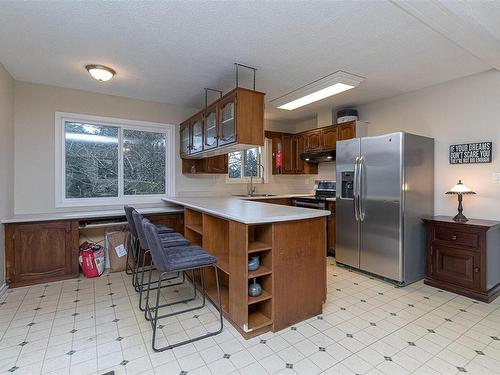 6550 Throup Rd, Sooke, BC - Indoor Photo Showing Kitchen