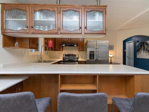 6550 Throup Rd, Sooke, BC - Indoor Photo Showing Kitchen With Double Sink