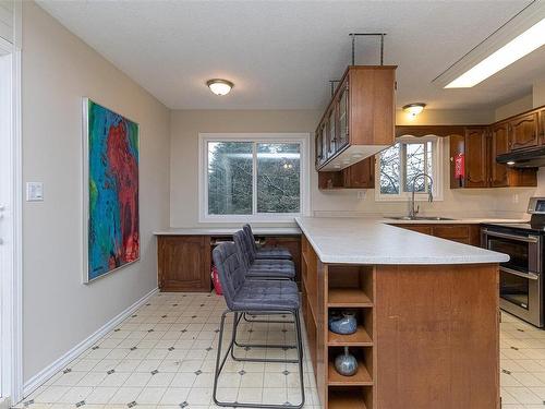 6550 Throup Rd, Sooke, BC - Indoor Photo Showing Kitchen