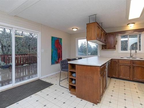 6550 Throup Rd, Sooke, BC - Indoor Photo Showing Kitchen With Double Sink