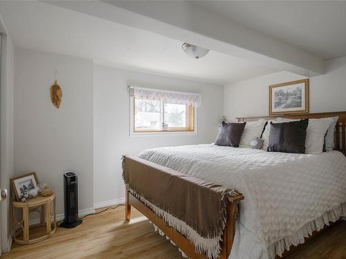 4297 Princess Rd, Port Alberni, BC - Indoor Photo Showing Bedroom