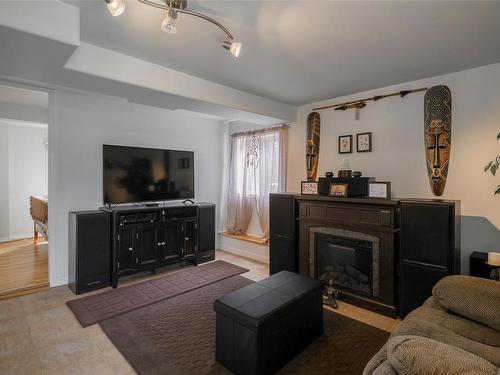 4297 Princess Rd, Port Alberni, BC - Indoor Photo Showing Living Room With Fireplace