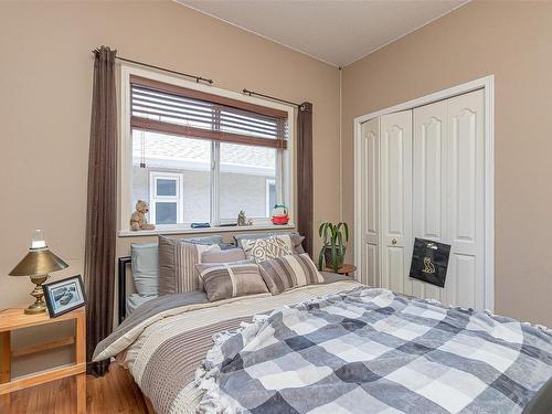 5961 Ralston Dr, Nanaimo, BC - Indoor Photo Showing Bedroom