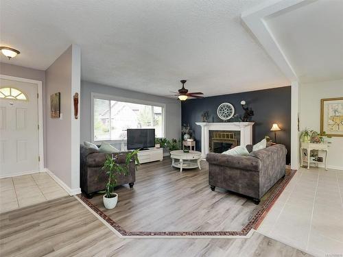 2271 French Rd North, Sooke, BC - Indoor Photo Showing Living Room With Fireplace