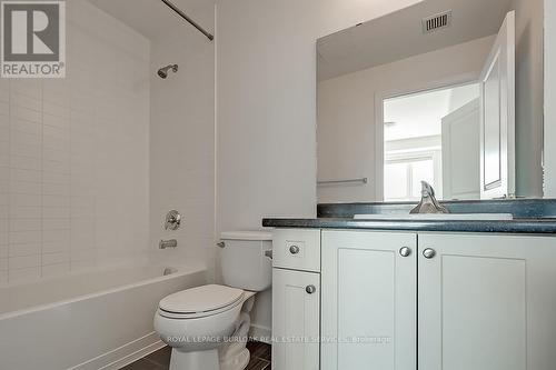 322 - 5010 Corporate Drive, Burlington, ON - Indoor Photo Showing Bathroom