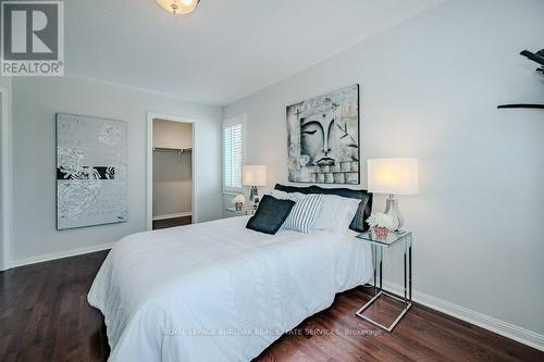 2206 Birchleaf Lane, Burlington, ON - Indoor Photo Showing Bedroom