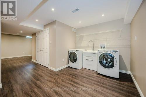 2206 Birchleaf Lane, Burlington, ON - Indoor Photo Showing Laundry Room