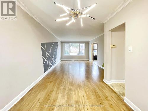 208 Zelda Crescent, Richmond Hill, ON - Indoor Photo Showing Other Room