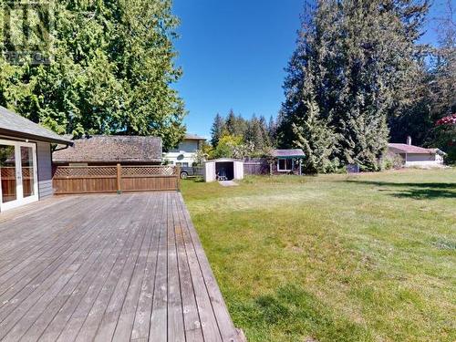 4532 Manson Ave, Powell River, BC - Outdoor With Deck Patio Veranda