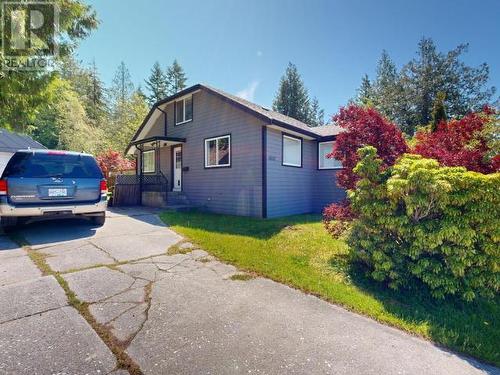 4532 Manson Ave, Powell River, BC - Outdoor