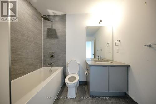 1205 - 297 Oak Walk Drive, Oakville, ON - Indoor Photo Showing Bathroom