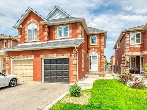 3927 Rippleton Lane, Mississauga, ON - Outdoor With Facade