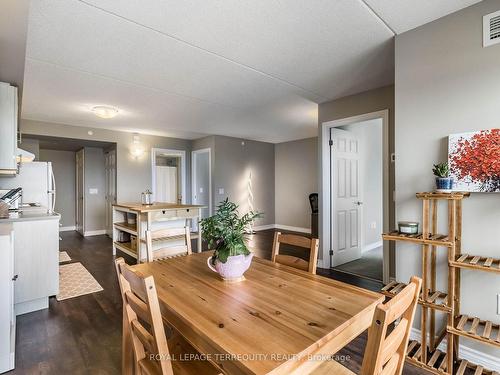 1008-716 Main St E, Milton, ON - Indoor Photo Showing Dining Room