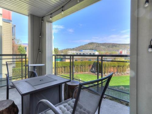 209-1093 Sunset Drive, Kelowna, BC - Outdoor With Exterior