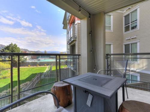 209-1093 Sunset Drive, Kelowna, BC - Outdoor With Exterior