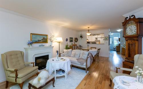 303-101 20Th Street, Salmon Arm, BC - Indoor Photo Showing Dining Room