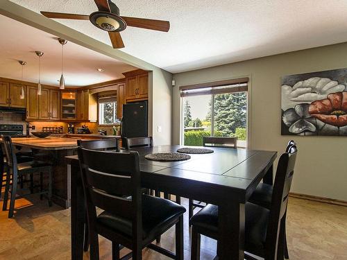 2430 Fairhall Road, Kelowna, BC - Indoor Photo Showing Dining Room