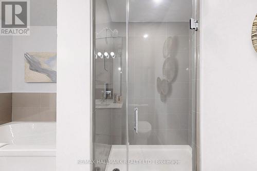 1801 - 609 Avenue Road, Toronto, ON - Indoor Photo Showing Bathroom