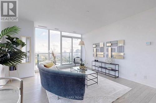 1801 - 609 Avenue Road, Toronto, ON - Indoor Photo Showing Living Room