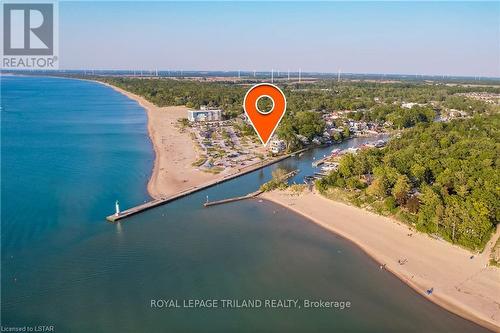 4 Kilally Lane, Lambton Shores (Grand Bend), ON 