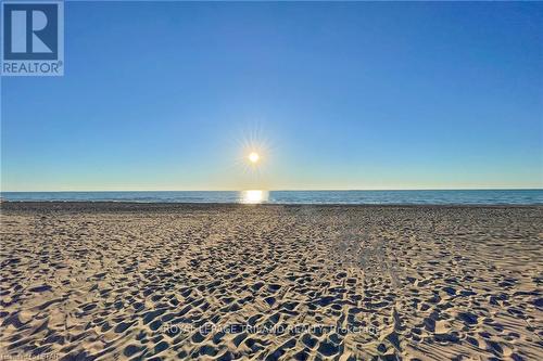 4 Kilally Lane, Lambton Shores (Grand Bend), ON 