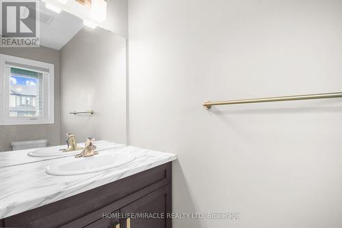 734 Freeport Street, London, ON - Indoor Photo Showing Bathroom