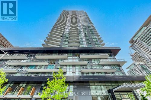 407 - 30 Roehampton Avenue, Toronto, ON - Outdoor With Balcony With Facade