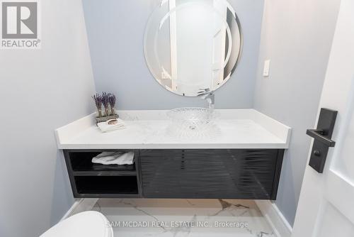 1260 Kane Road, Mississauga, ON - Indoor Photo Showing Bathroom