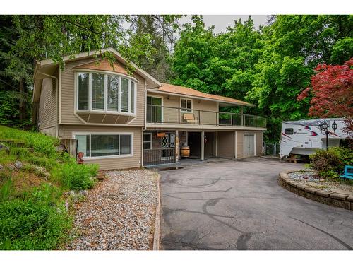 125 Mill Road, Fruitvale, BC - Outdoor