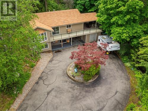 125 Mill Road, Fruitvale, BC - Outdoor With Deck Patio Veranda