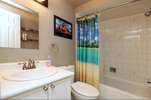 2935 Headon Forest Drive|Unit #23, Burlington, ON - Indoor Photo Showing Bathroom