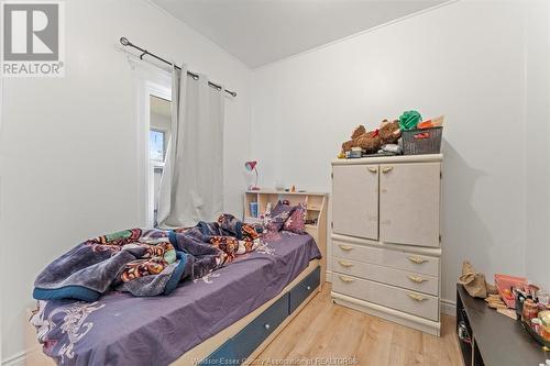 555 Bridge, Windsor, ON - Indoor Photo Showing Bedroom