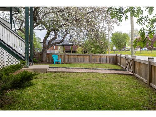 691 7Th Avenue, Fernie, BC - Outdoor With Backyard