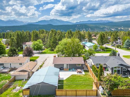7496 Jackson Avenue, Radium Hot Springs, BC - Outdoor With View