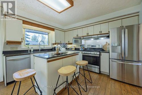 494 Commissioners Road E, London, ON - Indoor Photo Showing Kitchen With Stainless Steel Kitchen