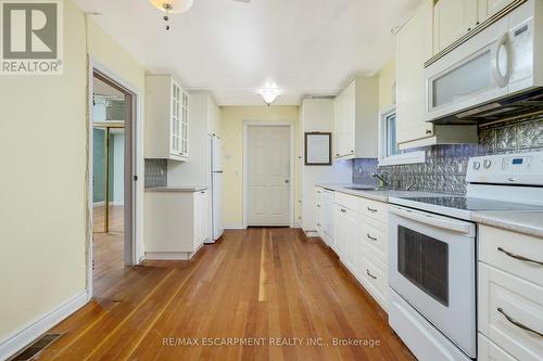 122 Main Street S, Guelph/Eramosa, ON - Indoor Photo Showing Kitchen