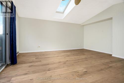 122 Main Street S, Guelph/Eramosa, ON - Indoor Photo Showing Other Room