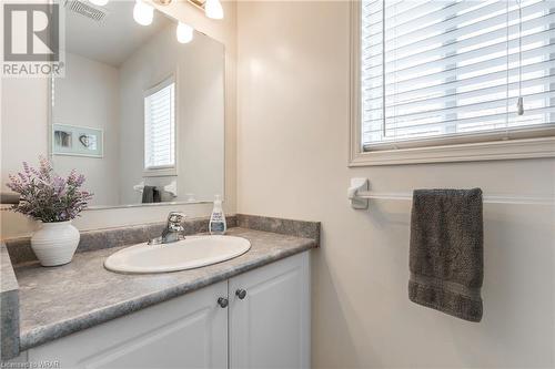 781 Grand Banks Drive, Waterloo, ON - Indoor Photo Showing Bathroom